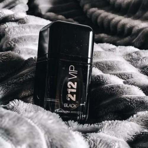 Perfume 212 Vip Men Black Masculino 100ml